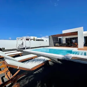  Villa Nayra By Villalia