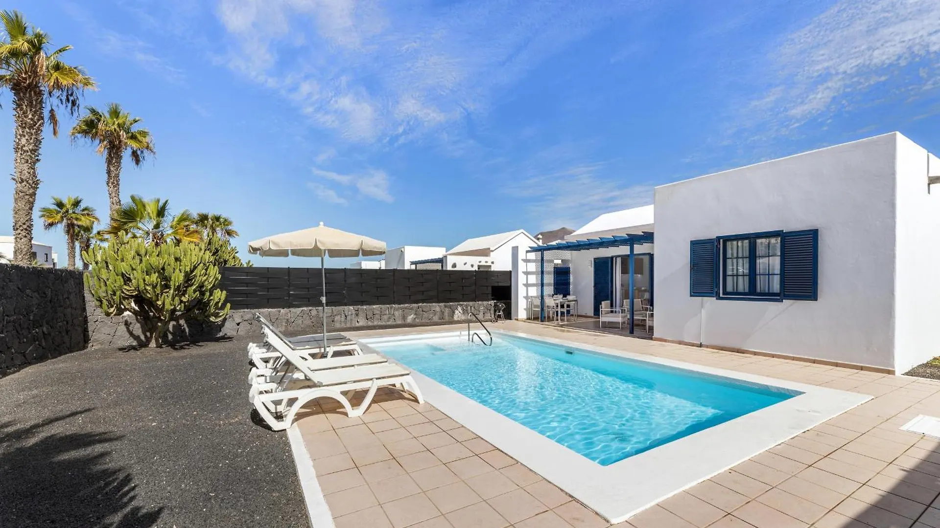 Villas Volcan Playa Blanca