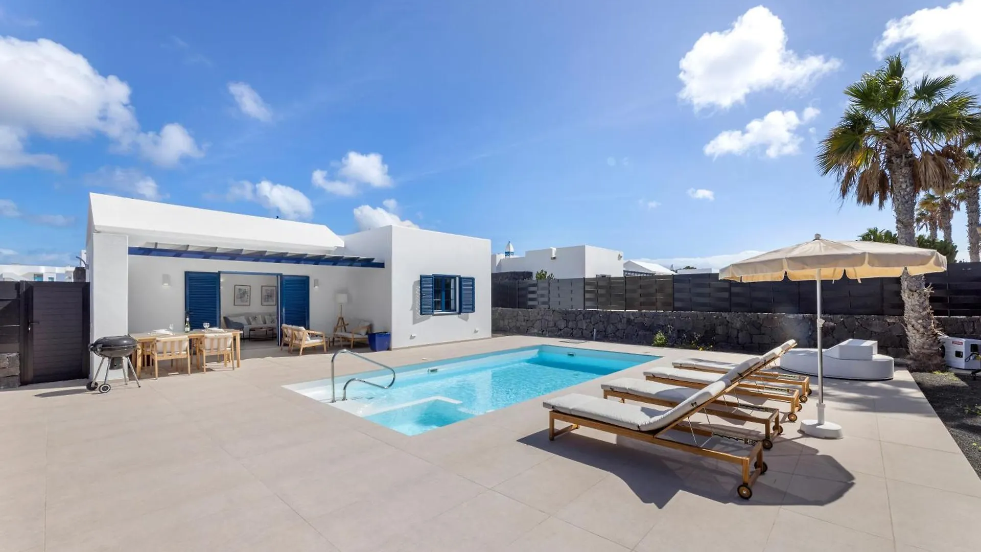 Villas Volcan Playa Blanca